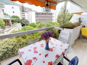 2P à Menton avec Piscine, Terrasse, Parking et Proche Plages - FR-1-196-194